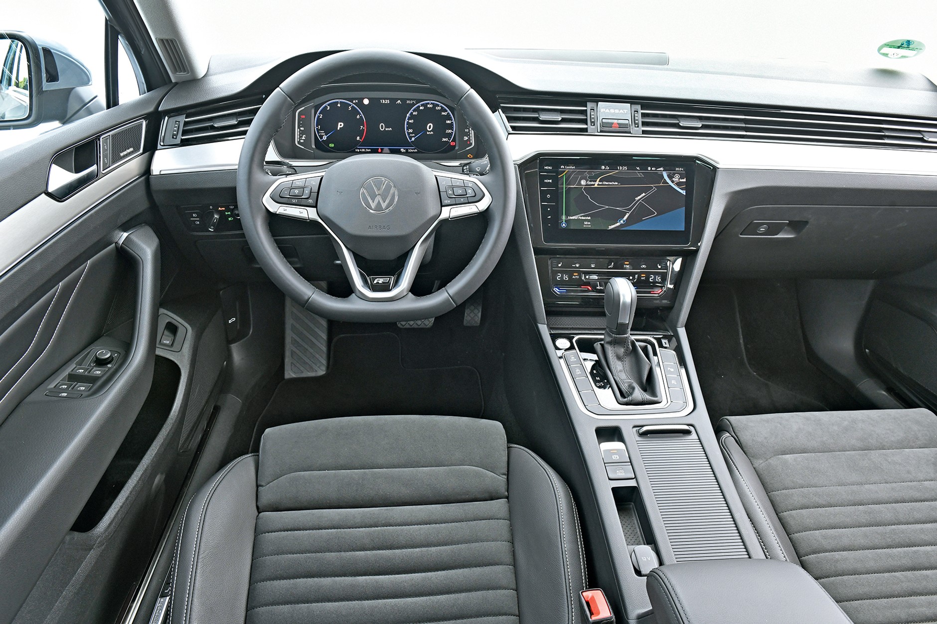 Volkswagen Passat (2022)