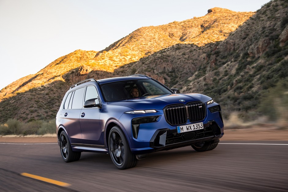 BMW X7 2022. Lifting