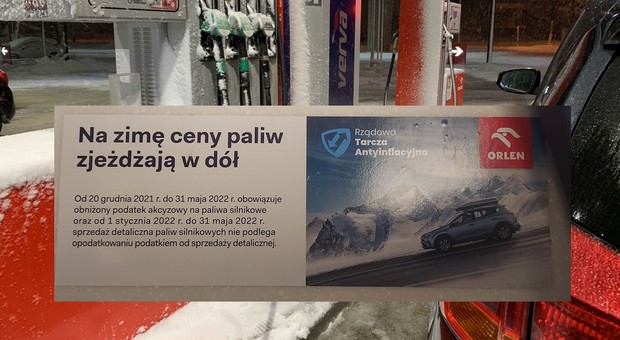 Tak informują na stacjach o obniżeniu akcyzy przez rząd