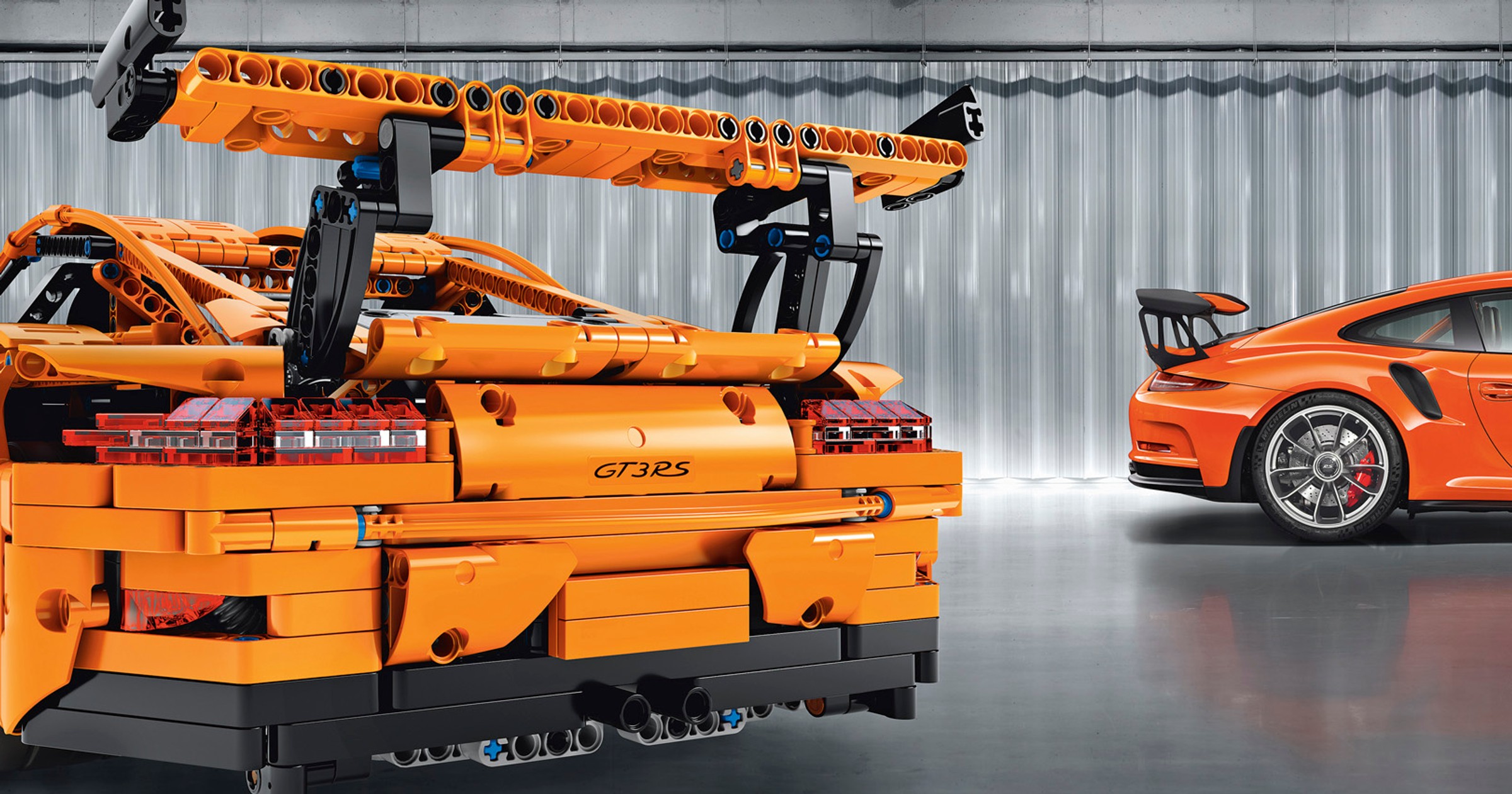 Porsche 911 GT3 RS z LEGO w Galerii Mokotów