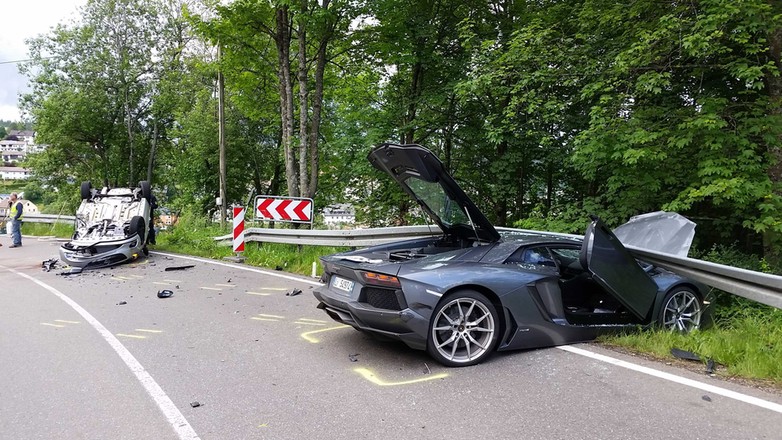 Wypadek Lamborghini kontra Opel Corsa