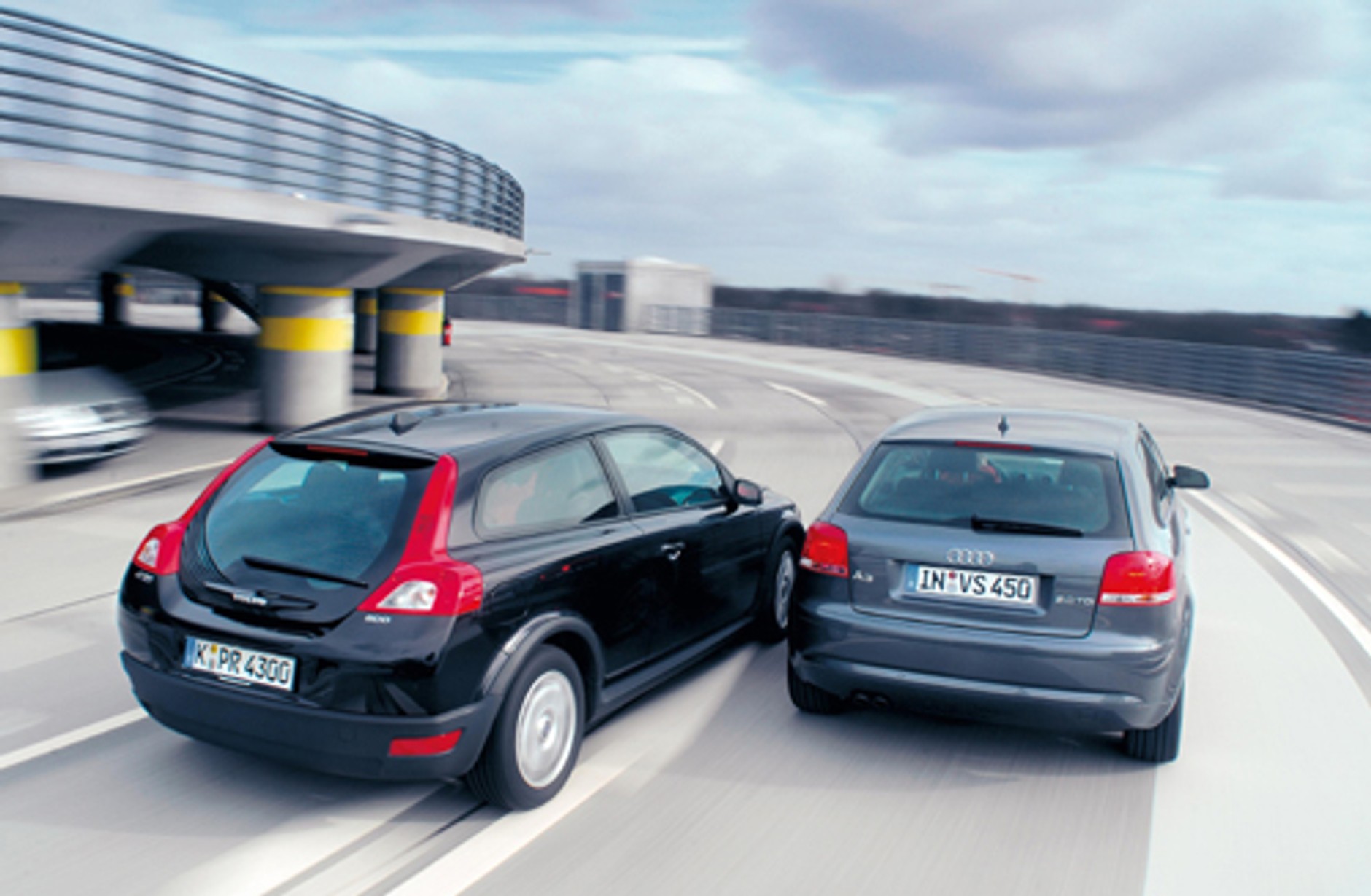 Volvo C30 i Audi A3 - Kto jest w lepszej formie?