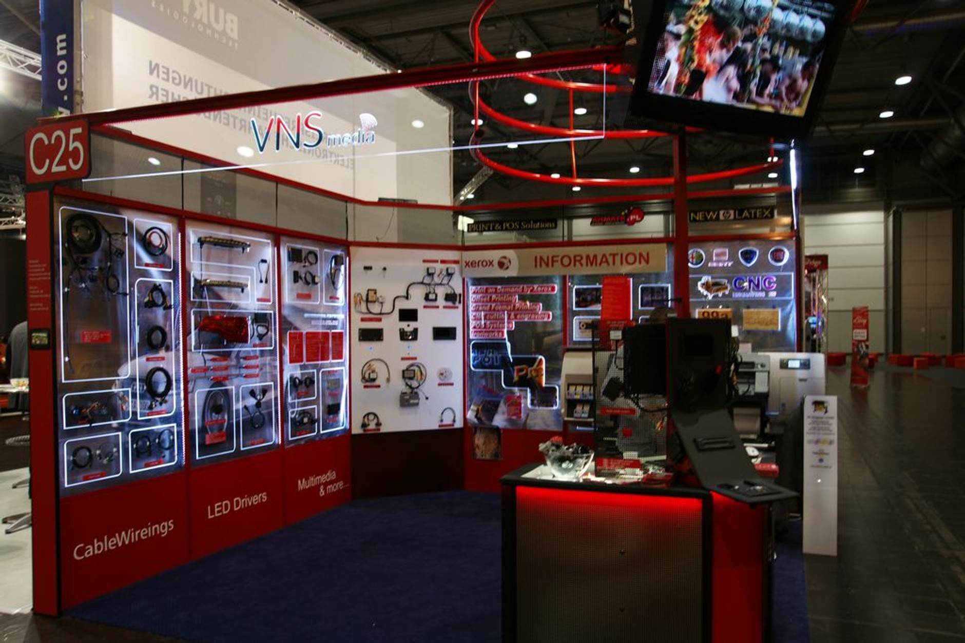 AMICOM 2010: kino, koncert i nawigacja do samochodu (galeria)