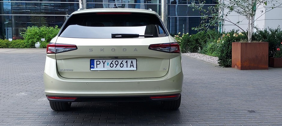 Skoda Superb Combi 1,5 TSI iV
