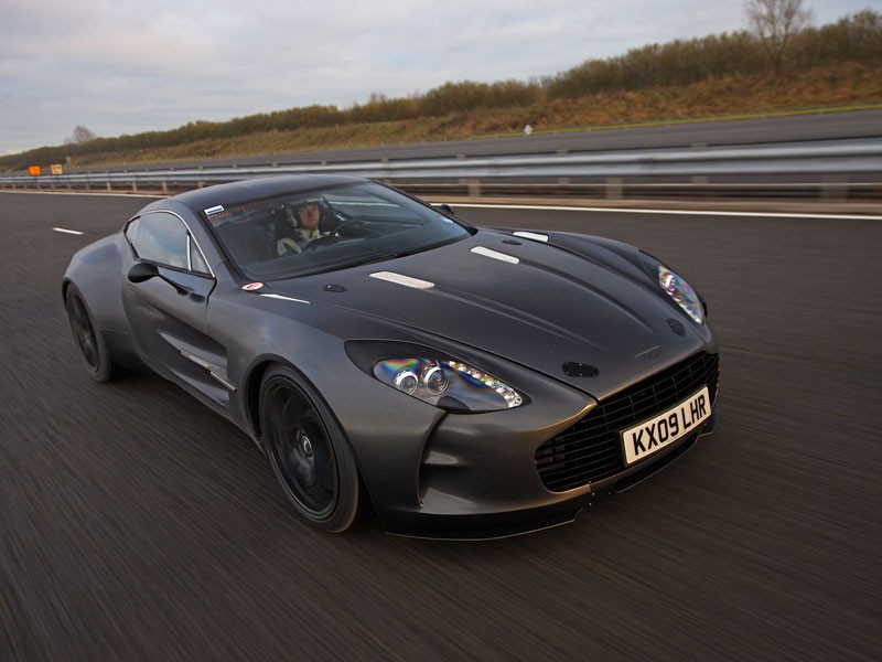 Aston Martin One-77: rozpędzony do 354 km/h