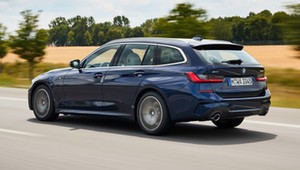 BMW 330d xDrive Touring – funkcjonalność w opakowaniu premium