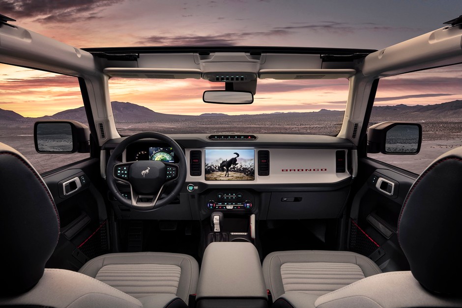 Ford Bronco 2021 - zobacz go na 50 zdjęciach