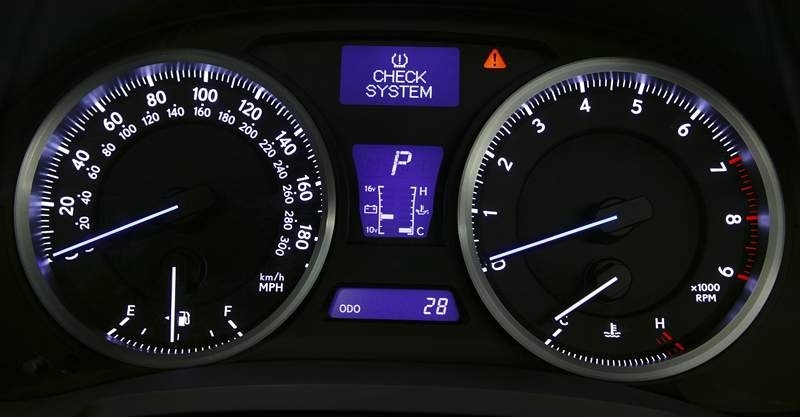 Lexus w Genewie: dwa sportowe modele i hybrydowy LS 600h