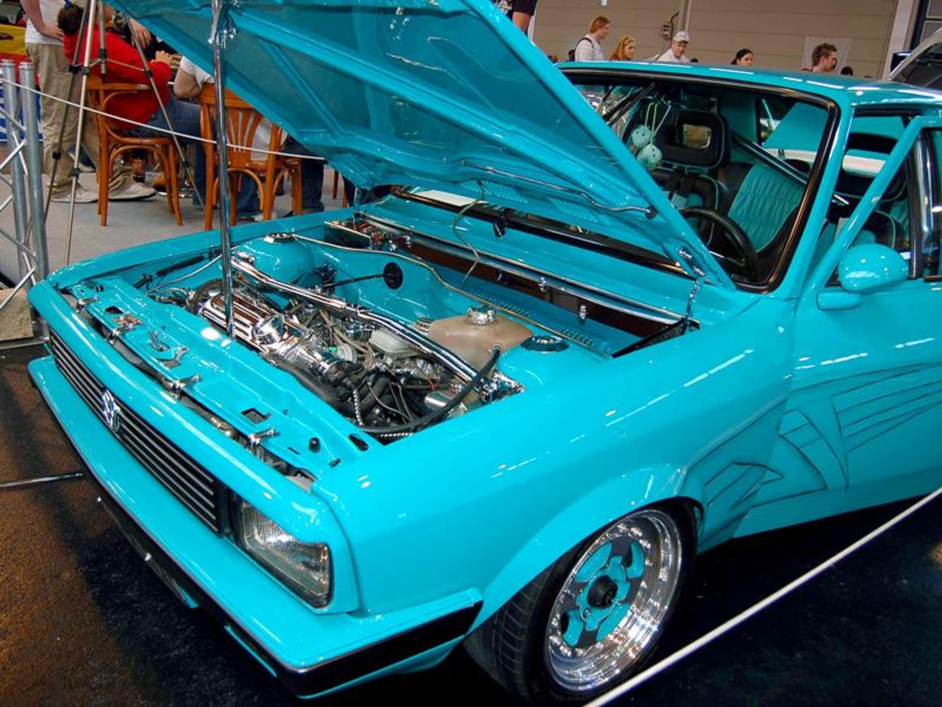 Tuning World Bodensee 2008: Golfy, drifting i dziewczyny -  fotogaleria (2)