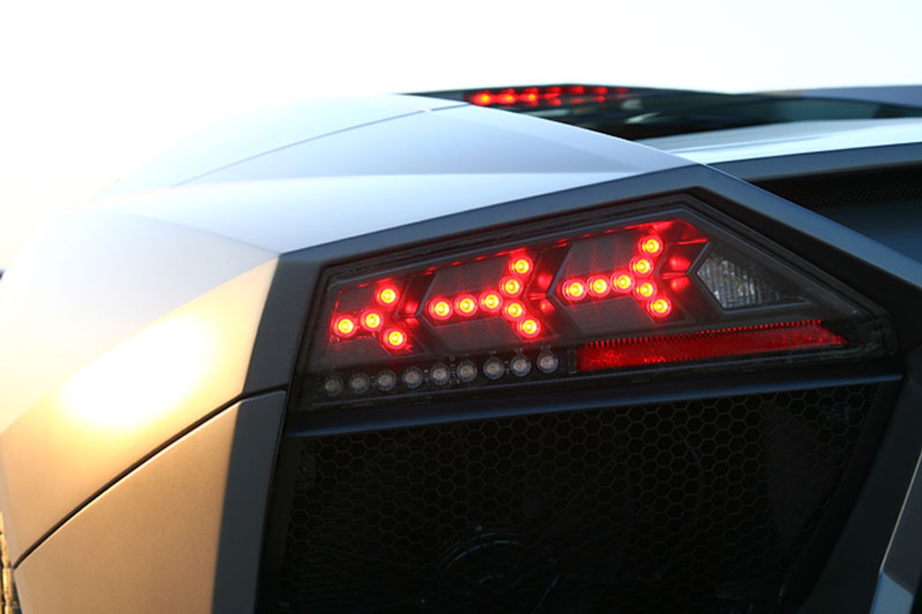 Lamborghini Reventon: zacisze z krewnym odrzutowca (fotogaleria)