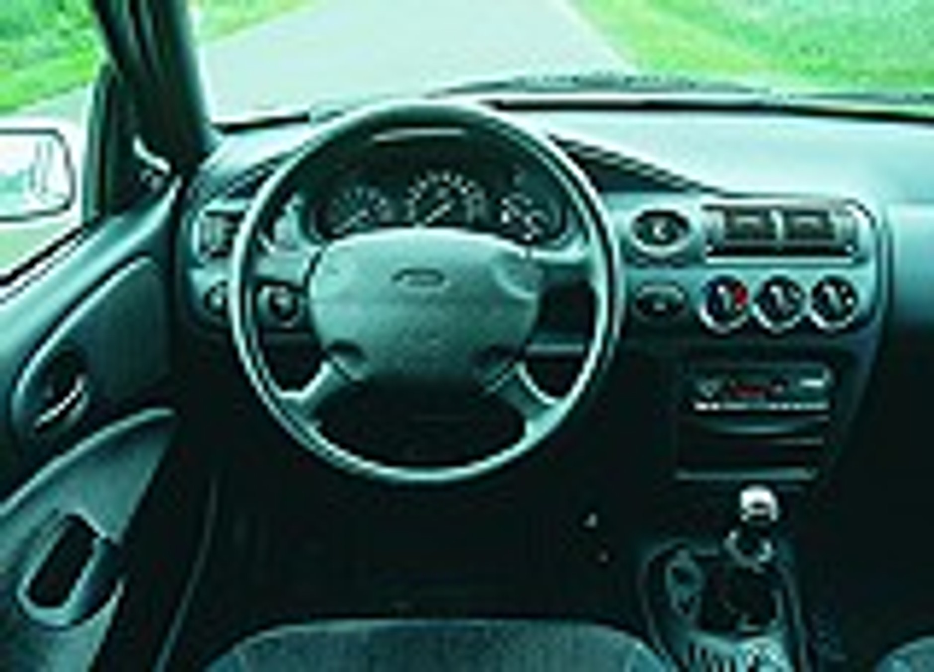 Escort o szerokim uśmiechu