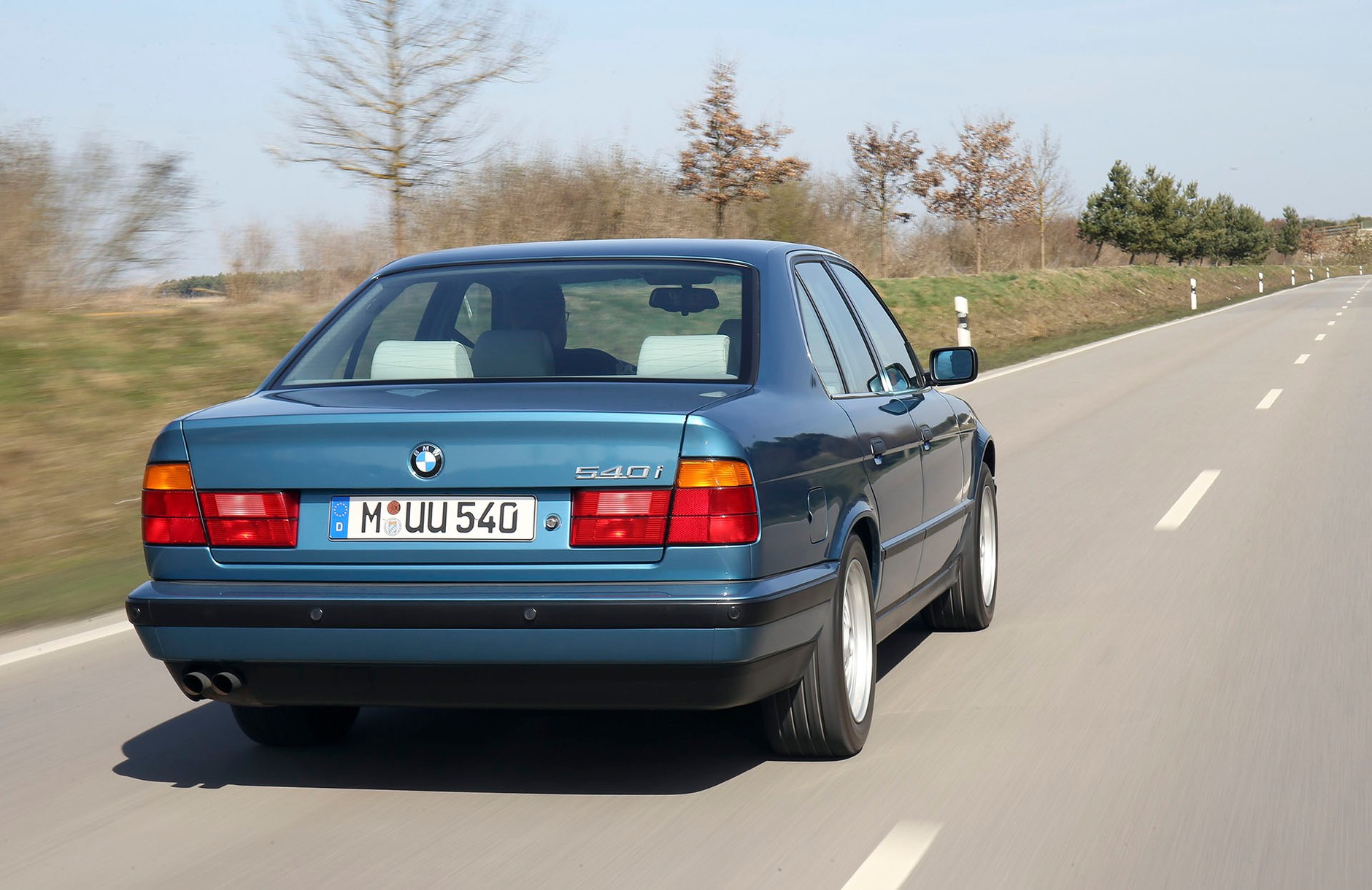 BMW 540i - niepozorne tylko z wyglądu