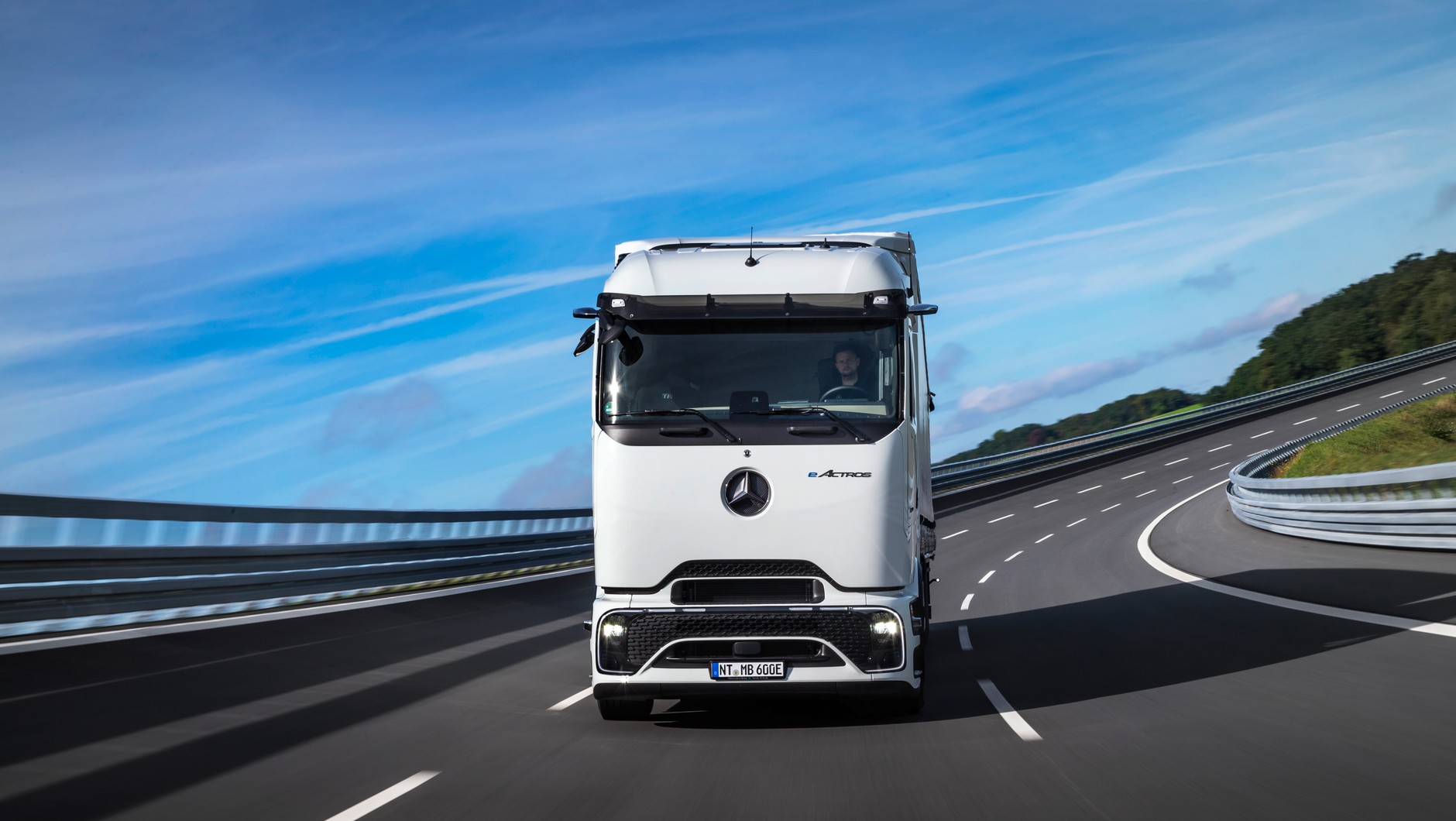 Mercedes eActros 600