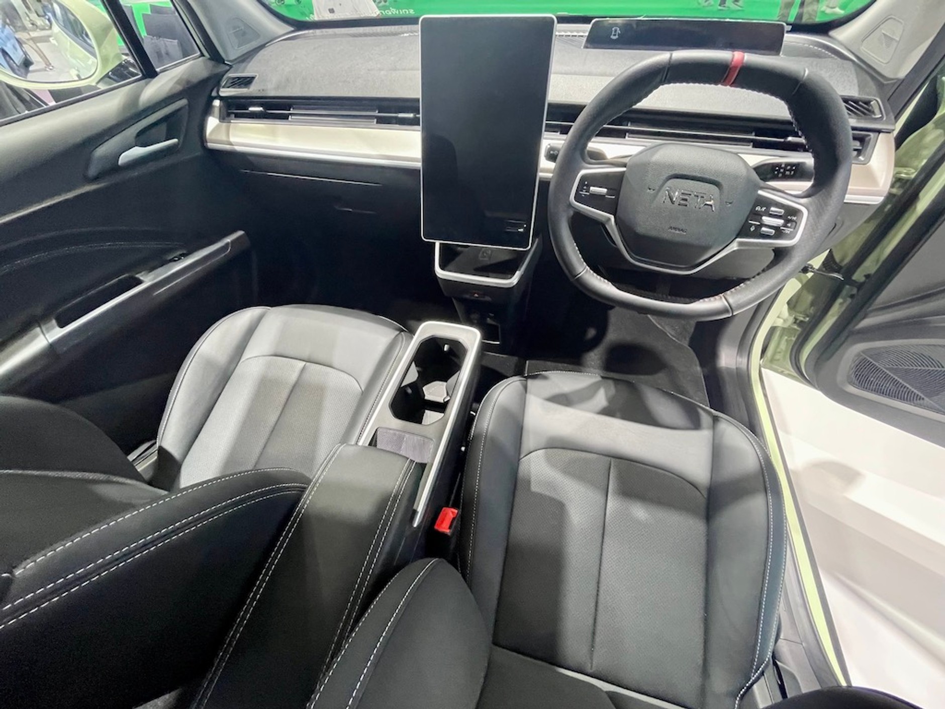 Salon w Bangkoku 2024 – auta chińskie