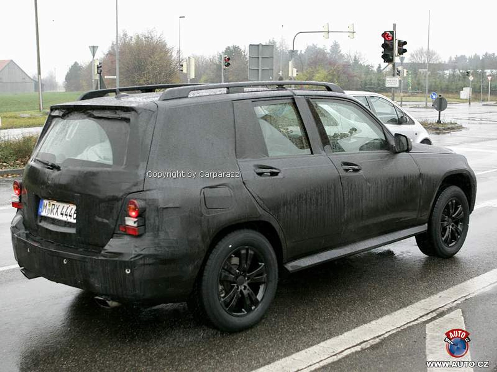 Mercedes-Benz GLK w sprzedaży od września 2008