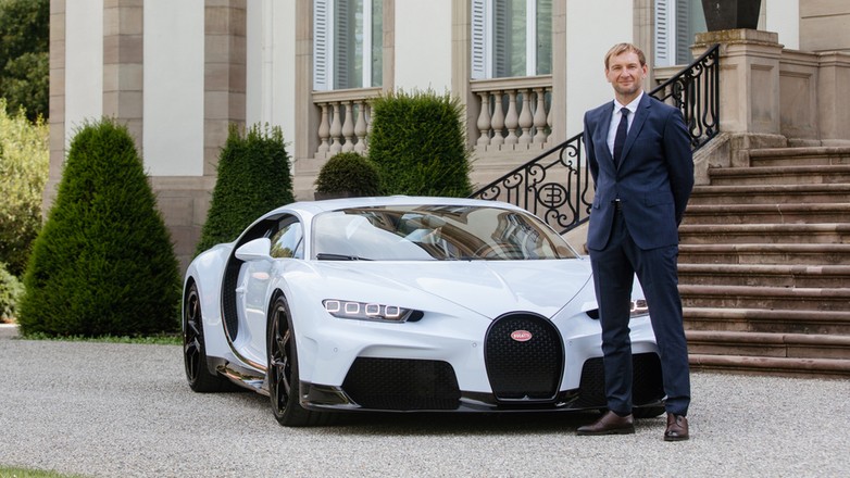 Jakub Pietrzak i Bugatti