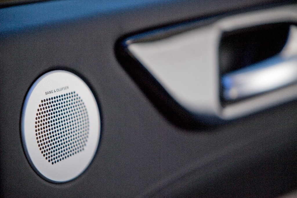 Kolejny Bang &amp; Olufsen do Mercedesa