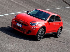 Nowe "Seicento" wjeżdża do salonów. Prosto z fabryki w Tychach [Ceny]