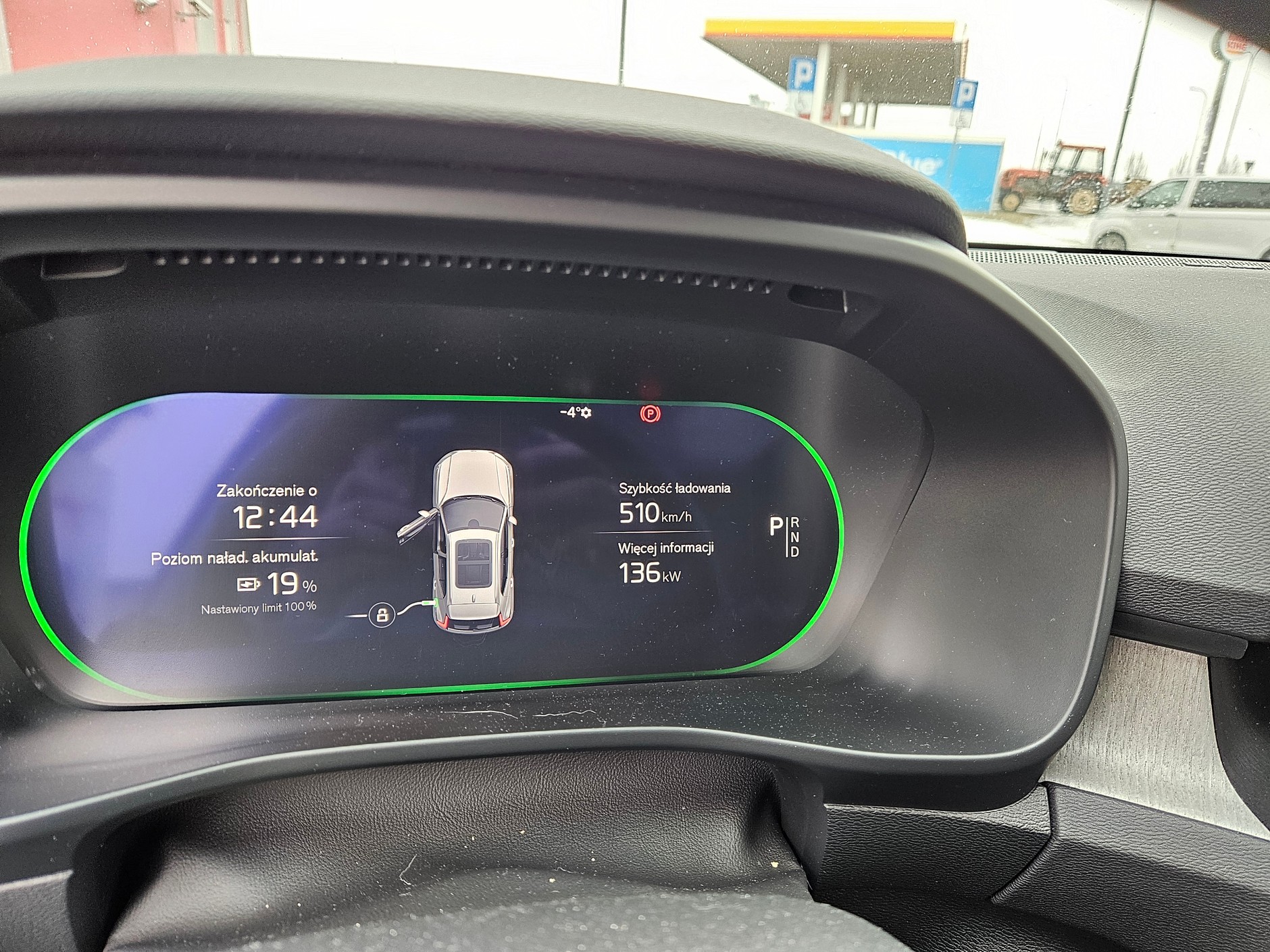 Na pierwszym postoju auto ładowało się znacznie wolniej, niż powinno. Tego Google nie przewidział.