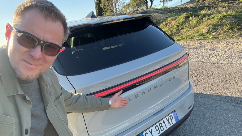 Pierwsza jazda Leapmotorem C10 REEV