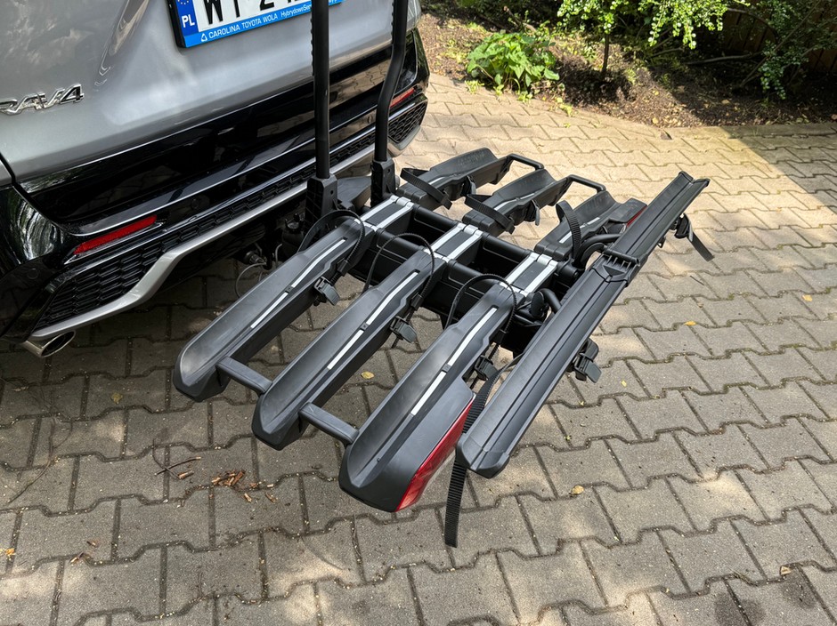 Thule EasyFold 3 z adapterem na czwarty rower