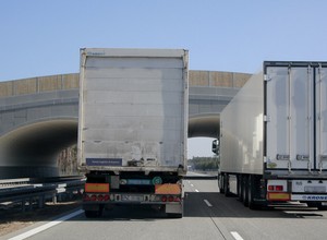 Koniec z "wyścigami słoni" już niedługo. Wiceminister podał datę