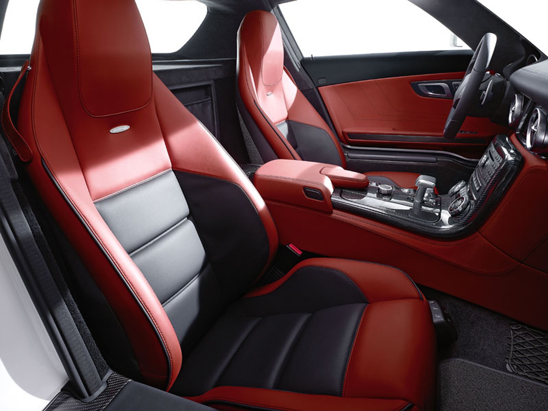 Mercedes-Benz SLS: już do kupienia za 725 tys. zł