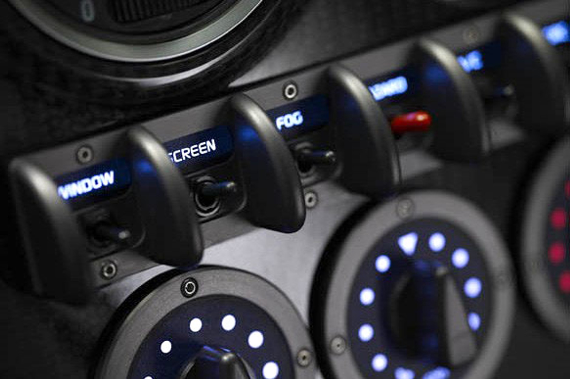 Noble M600: 650 KM z ośmiu cylindrów Volvo