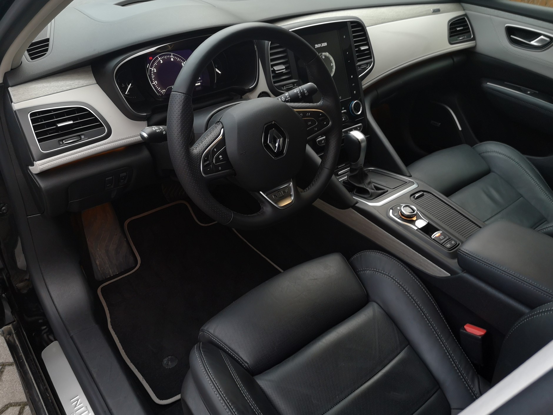 Renault Talisman Grandtour TCE 225 EDC: