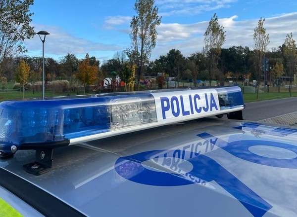 Policjantka po służbie zauważyła nietypowe zachowanie kierowcy renault. Teraz grozi mu 5 lat więzienia