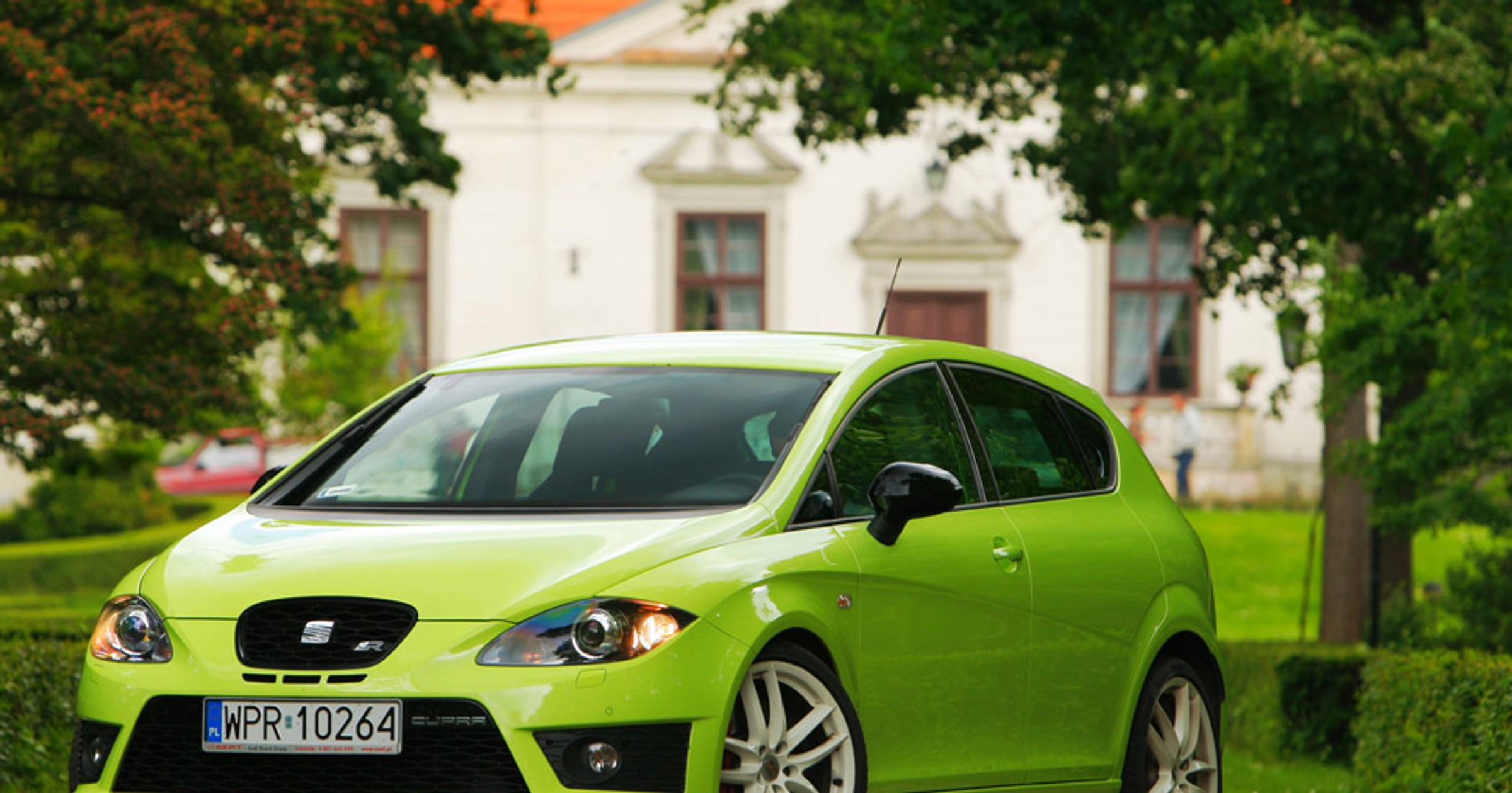 Seat Leon Cupra R: uwodzi wyglądem i zachwyca osiągami