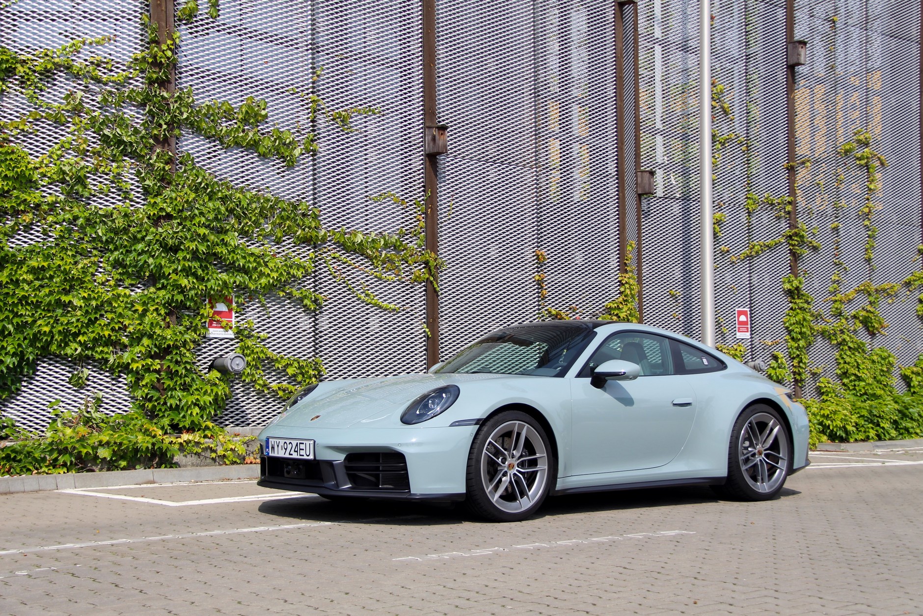 Porsche 911 Carrera (992.2)