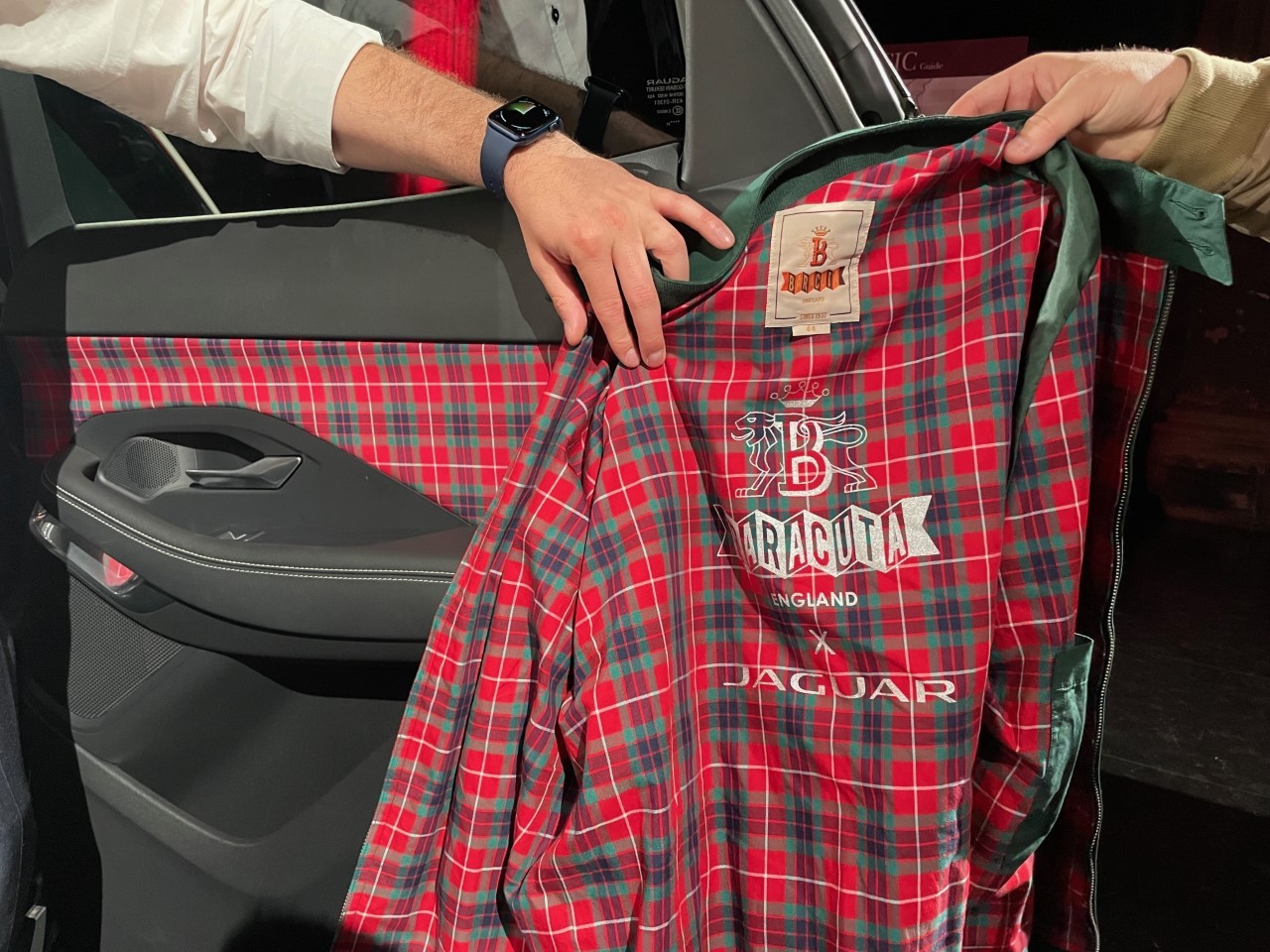 Proszę bardzo, oto dowód. Tartan jak się patrzy!