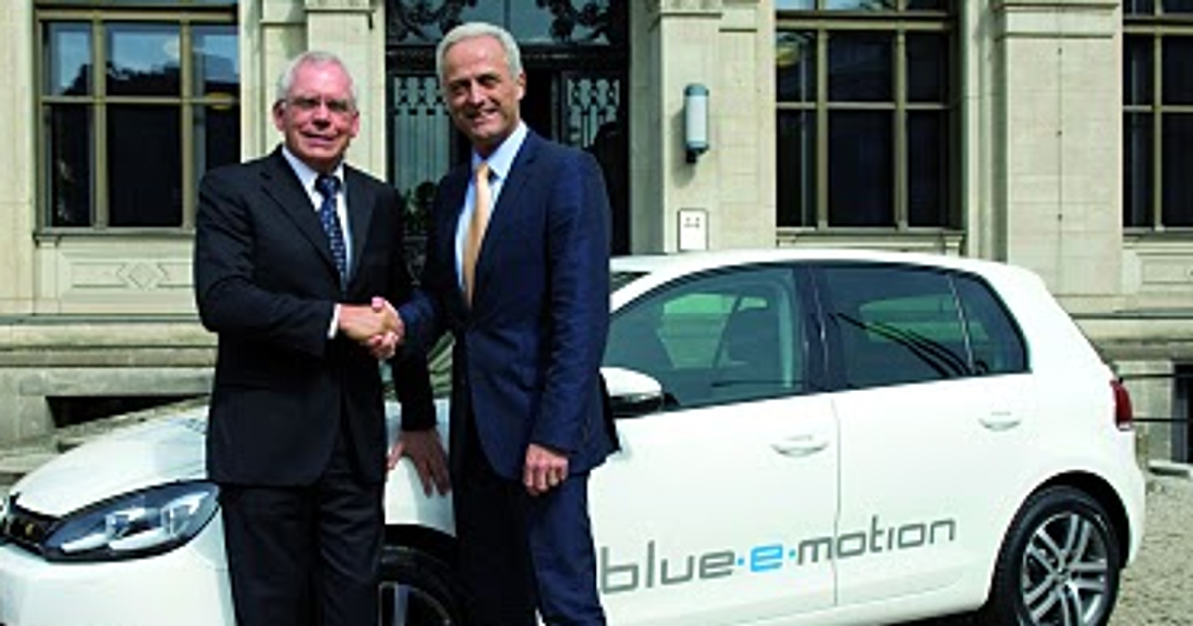 Volkswagen Golf blue e-motion w produkcji od 2013 roku