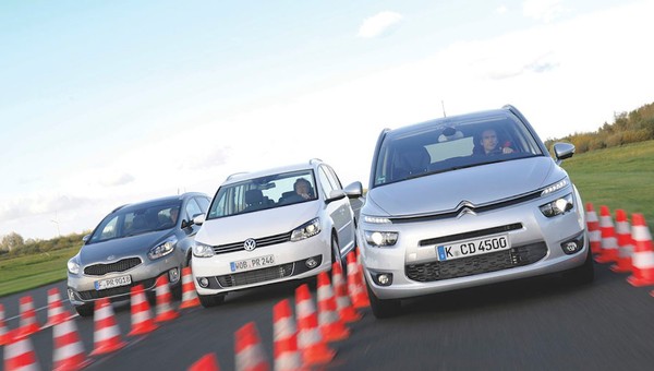 Citroen Grand C4 Picasso kontra Kia Carens i VW Touran - zdjęcia