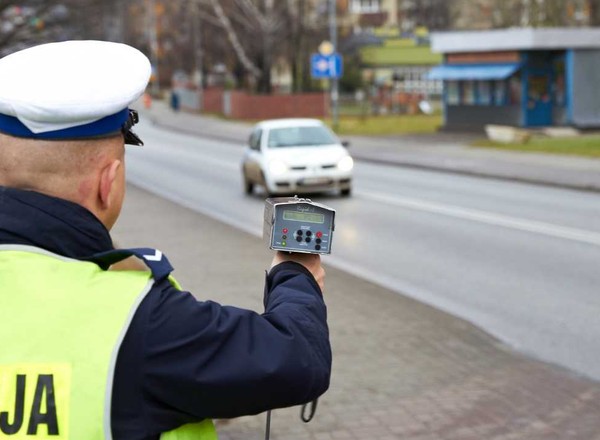 Problem pomiarów prędkości zostanie rozwiązany? Eksperci chcą nowych przepisów