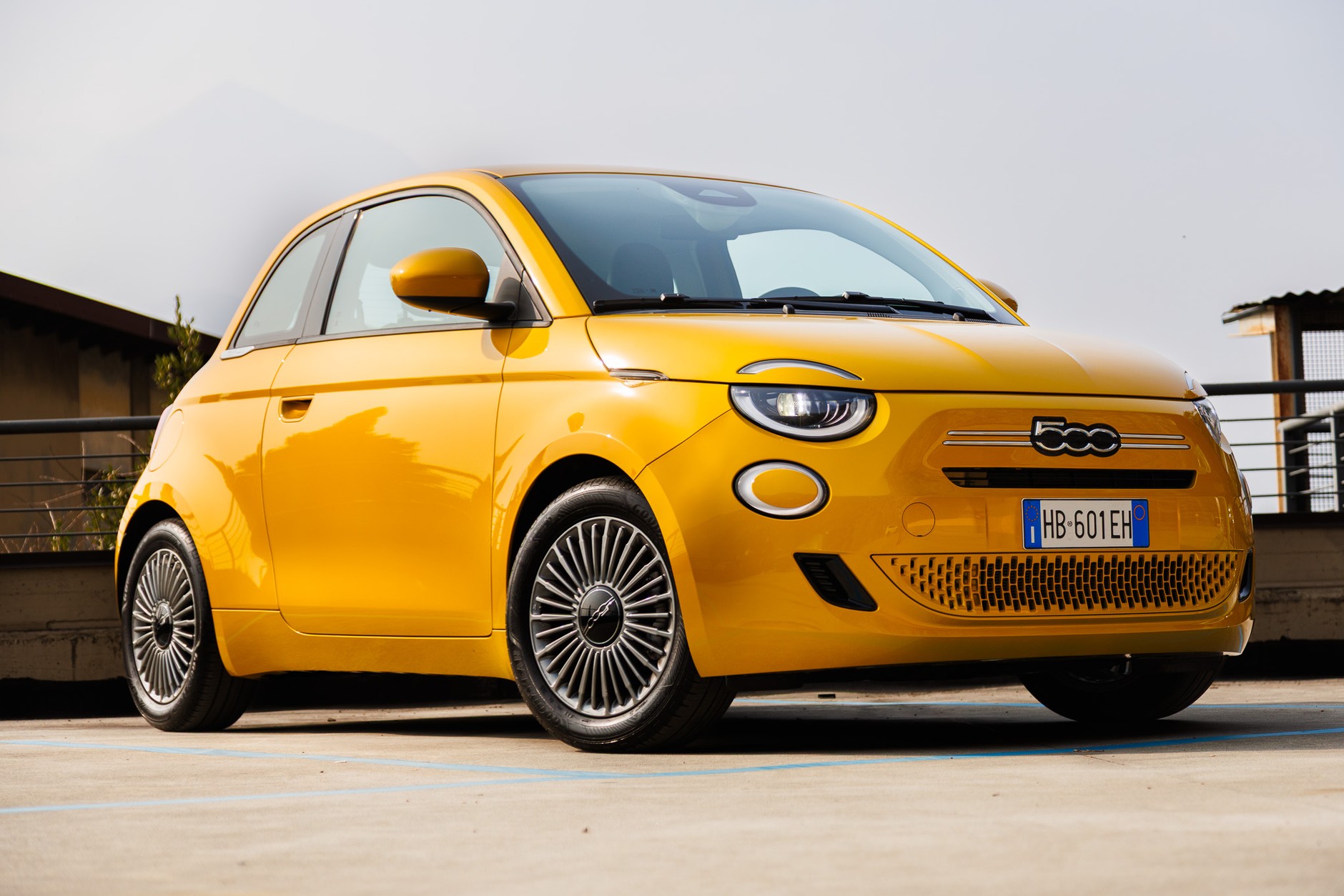 2026 Fiat 500 Hybrid