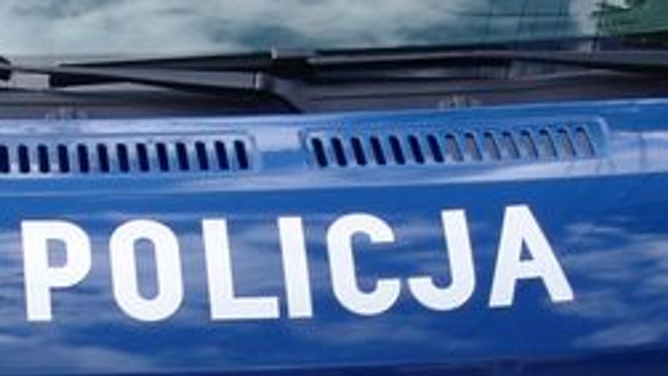 Policja: zderzenie dwóch radiowozów na sygnale - są zabici