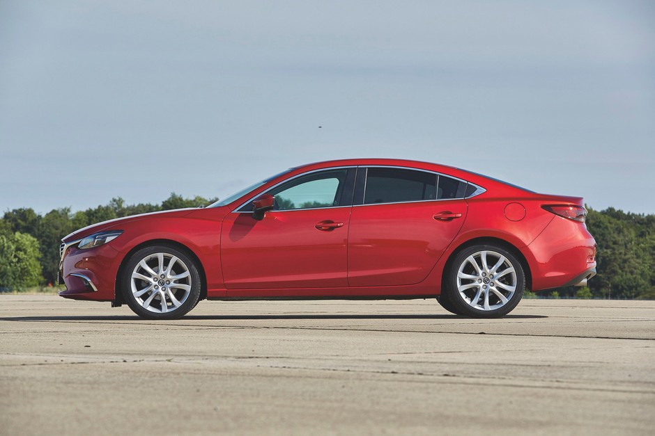 Czytelnicy Mają Głos – nowa Insignia kontra Mondeo, Mazda 6 i Superb