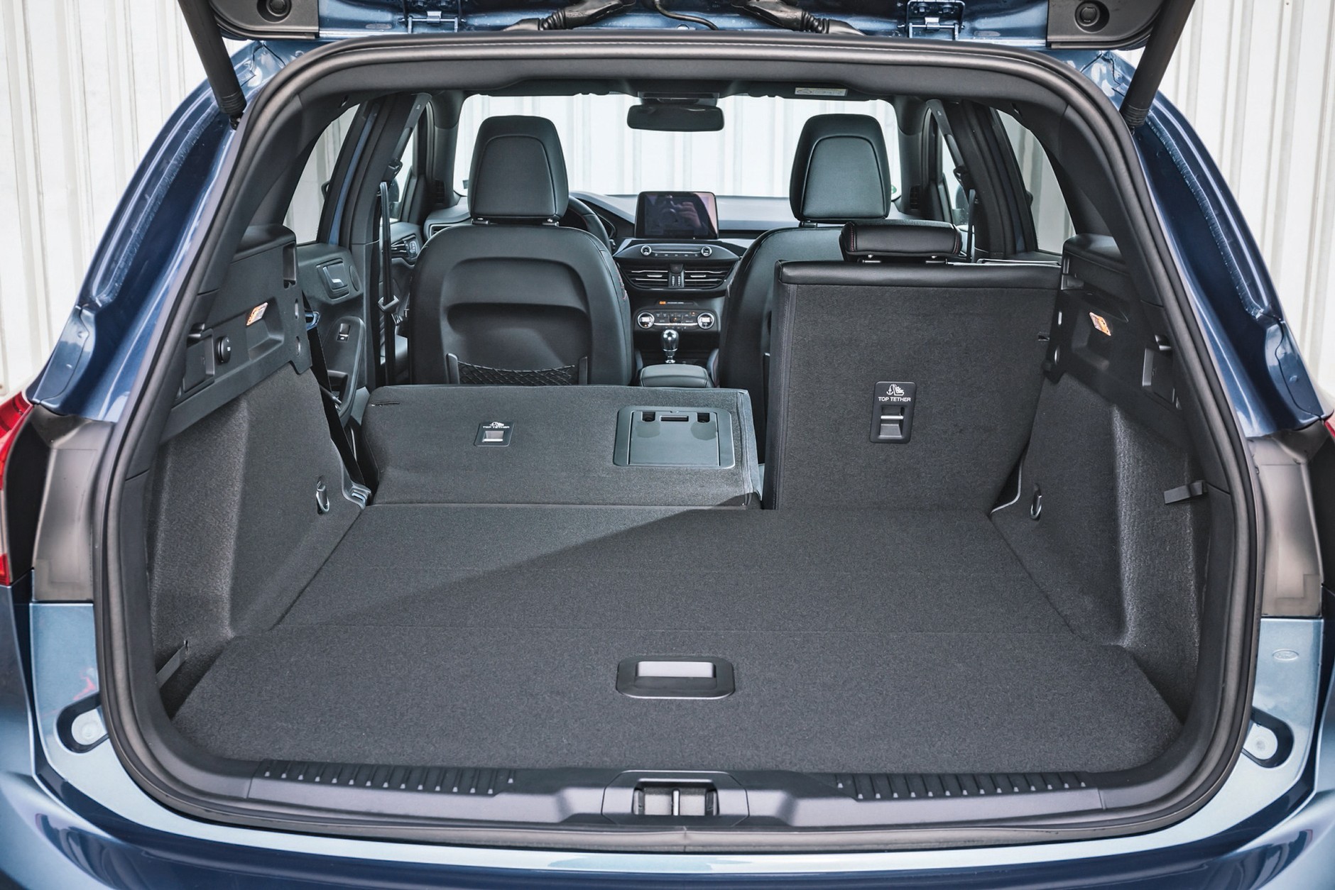 Ford Focus 1.0 EcoBoost Hybrid - bagażnik