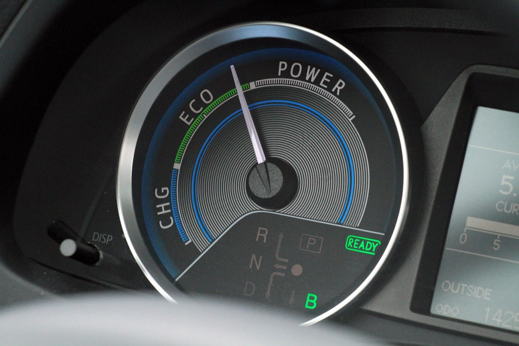 Czy warto kupować hybrydowe auto? Test Toyoty Auris Hybrid