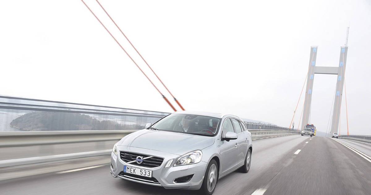 Volvo V60 D6 plug-in-hybrid: świetny design, mocny silnik 