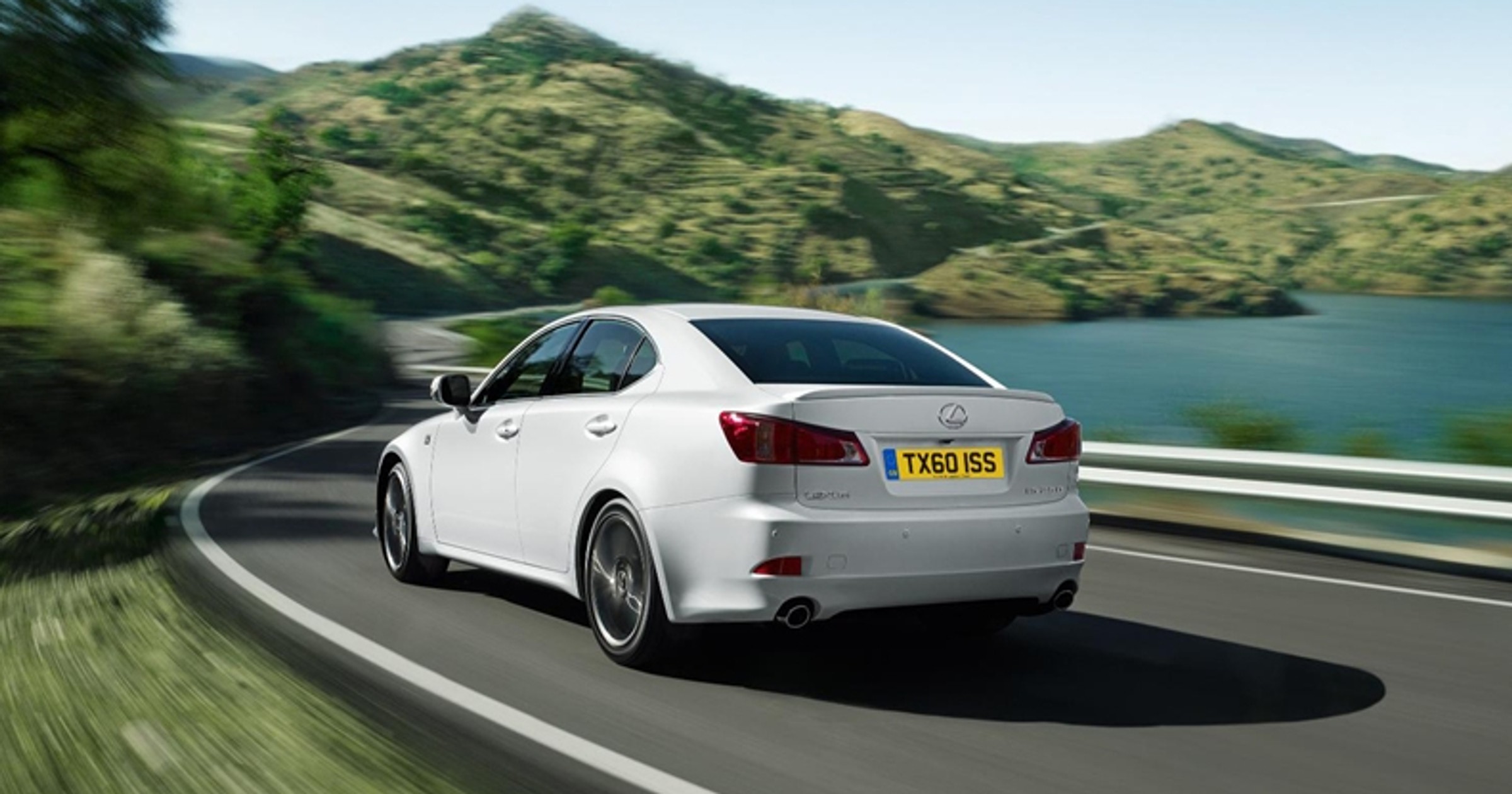 Lexus IS 