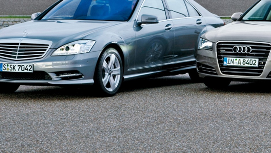 Mercedes klasy S kontra Audi A8 - Który daje więcej luksusu?