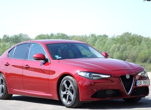 Alfa Romeo Giulia 2.2 MultiJet 180 Q2 - czy to już klasa premium? | TEST