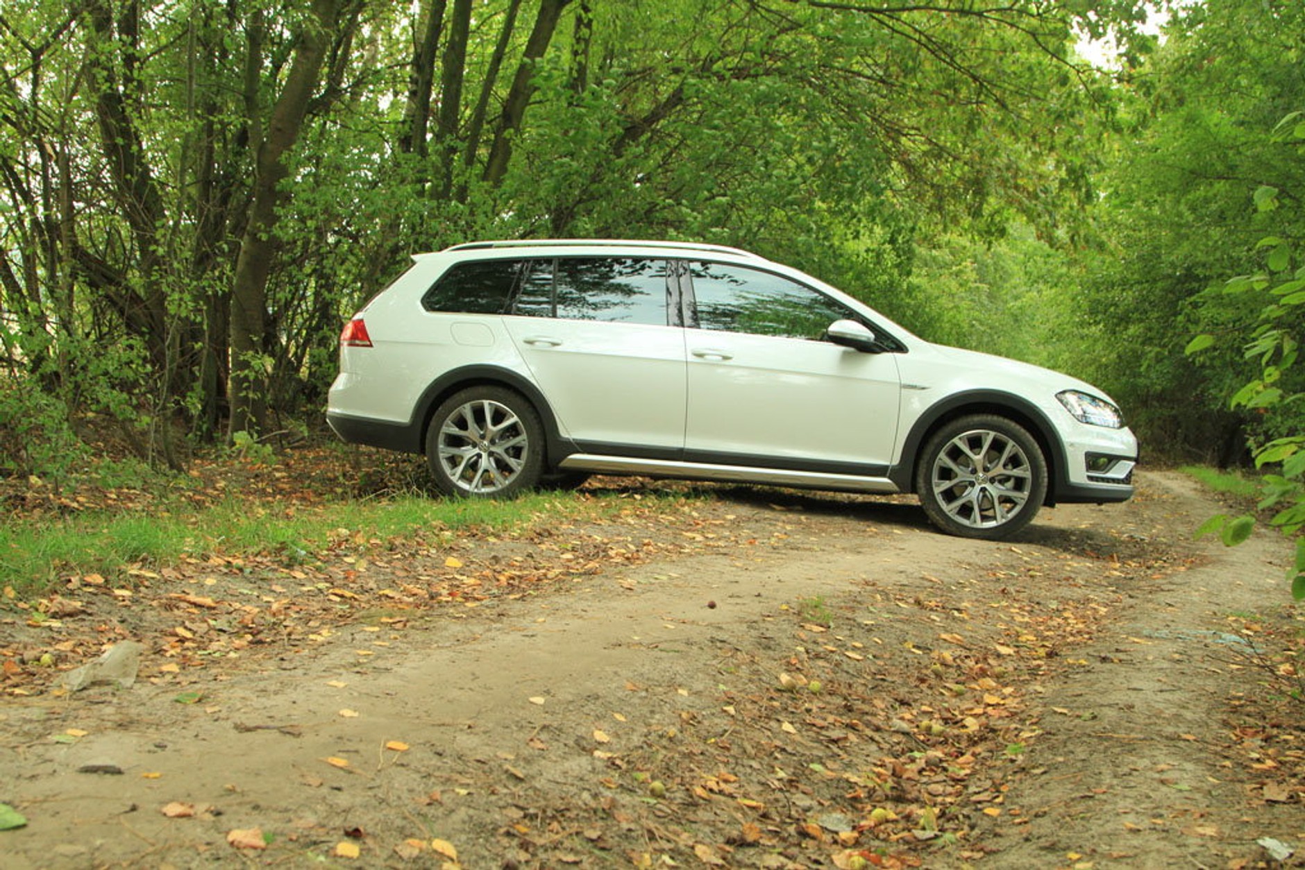 Volkswagen Golf Alltrack 2.0 TDI DSG - stylizowany na terenówkę