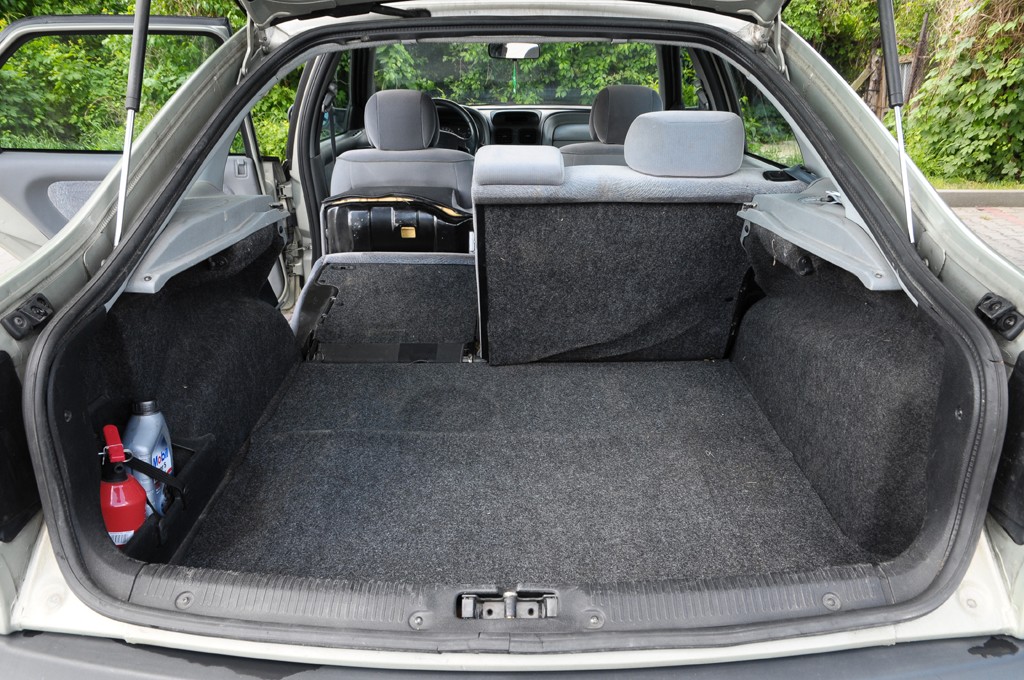 Renault Laguna 1.9 dTi - Głośna, ale trwalsza niż dCi