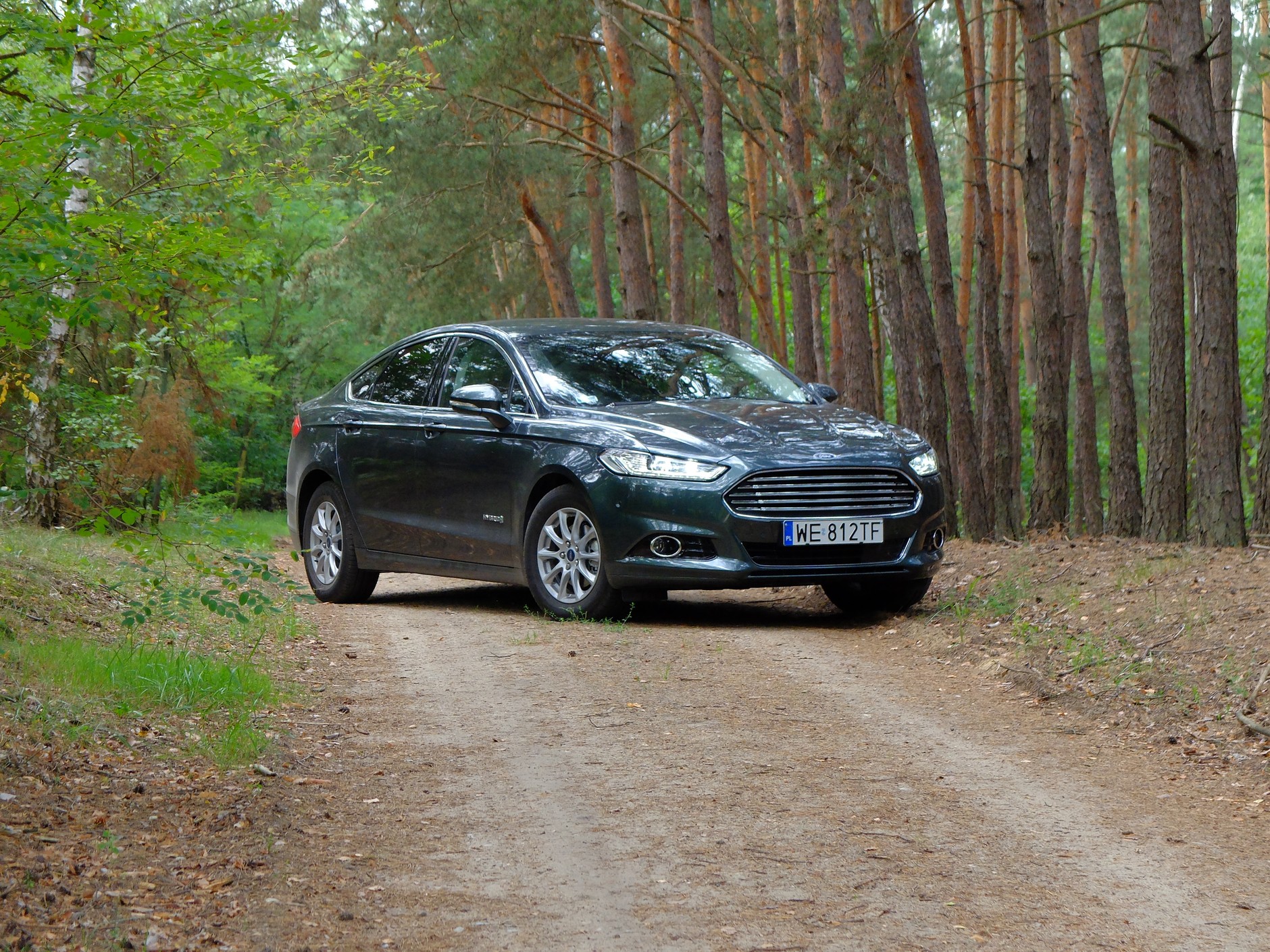Ford Mondeo Hybrid