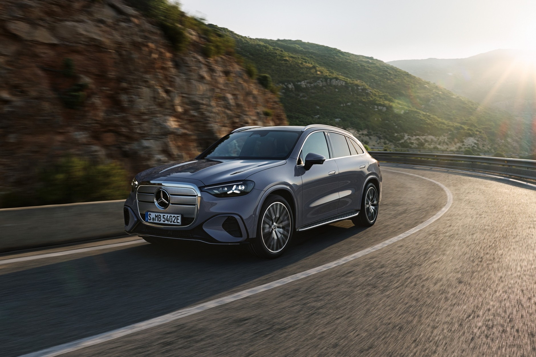 Elektryczny Mercedes-Benz GLC z technologią EQ