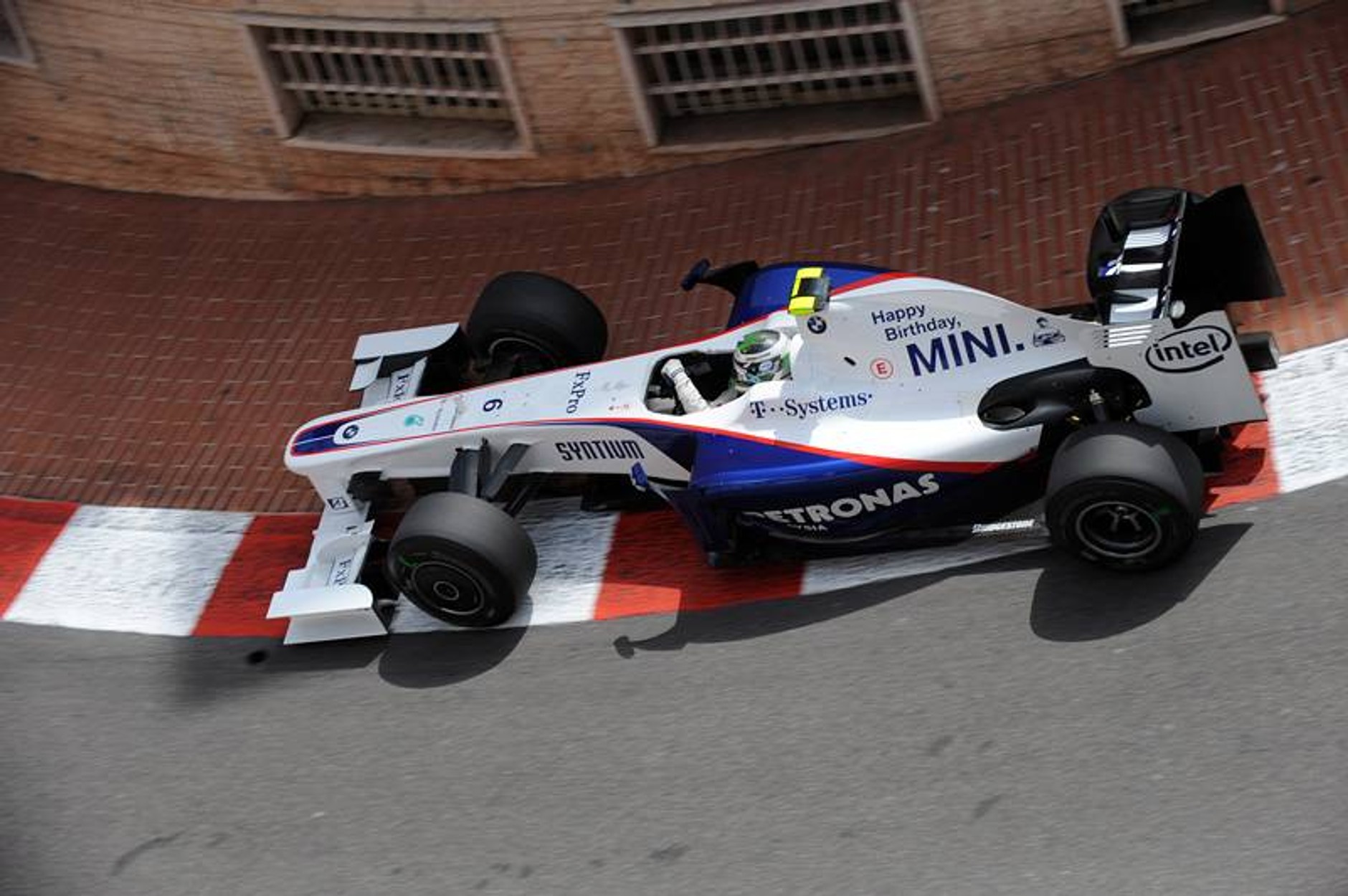 Grand Prix Monaco 2009: Button królem, Kubica w garażu (fotogaleria)